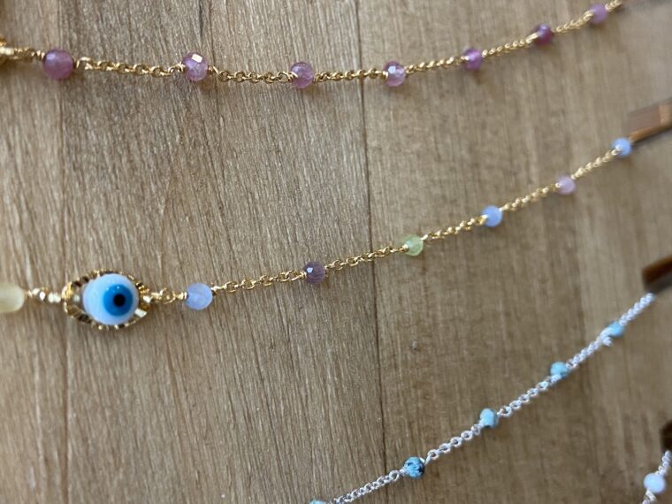 collier manouche