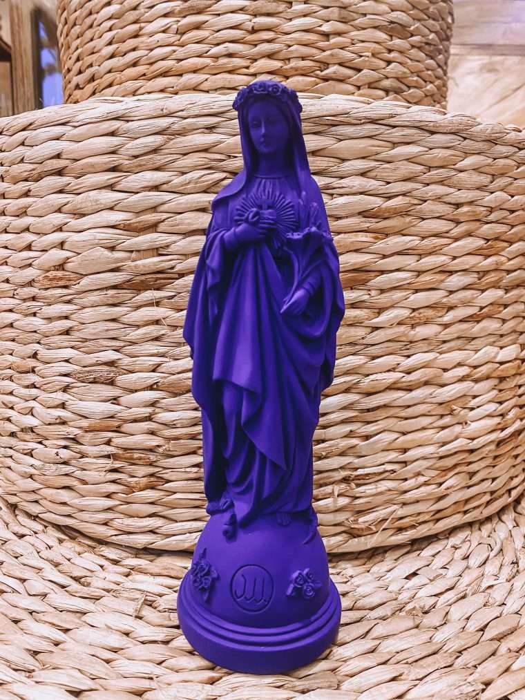 vierge aux fleurs