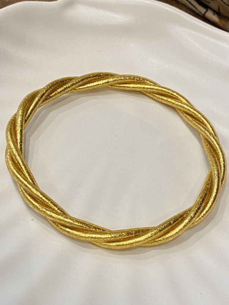 bracelet bouddhiste