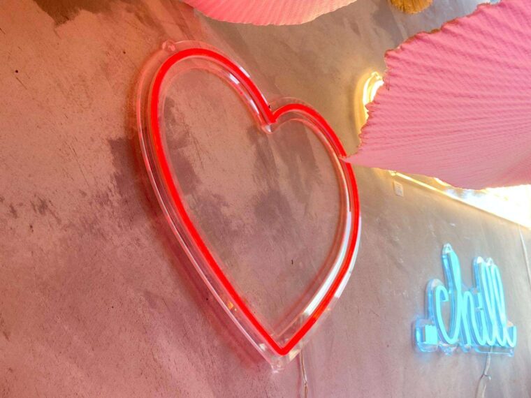 Neon coeur