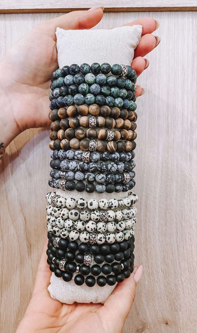 Bracelets homme en pierres taille unique 4 modèles