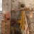Plaid quadrille en laine et acrylique blanc, ocre et rouge 190 x 136 cm