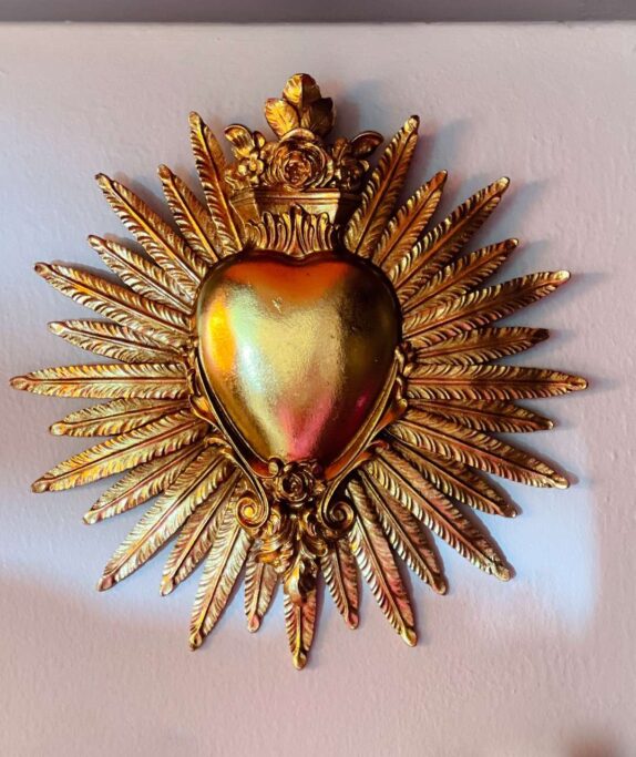 ex voto doré emde résine or décoration murale aix en provence