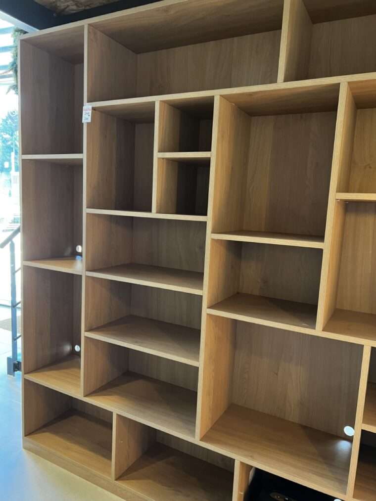 (NEGOCIABLE) Bibliothèque bois stratifié sur mesure L 190 cm x H 210 cm x P 37 cm – Image 3