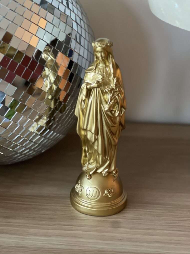 STATUETTES LA VIERGE MARIE AUX FLEURS – Image 4