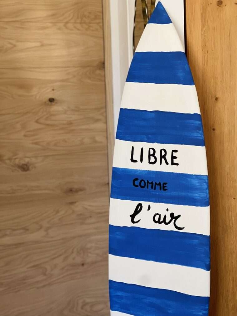 planche de surf deco decorative rayure bleu marinière maloha decoration