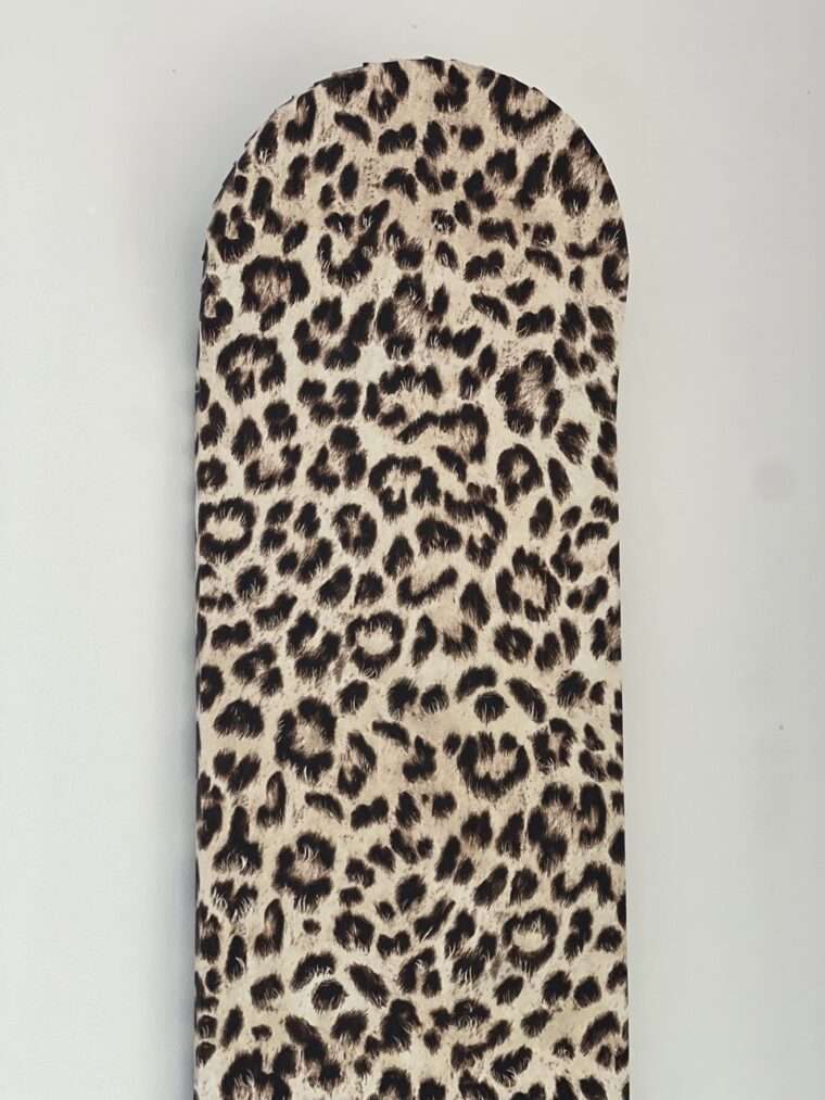 planche skate skateboard deco peinture leopard décoration murale